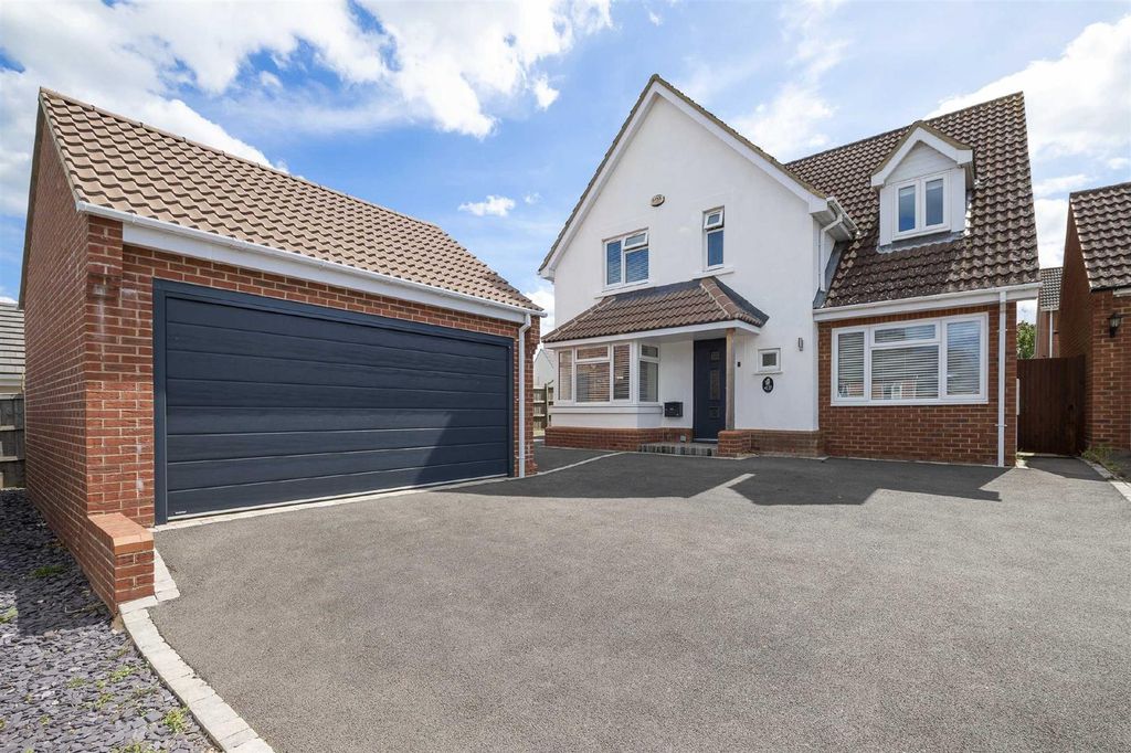 Property photo 1 of 46