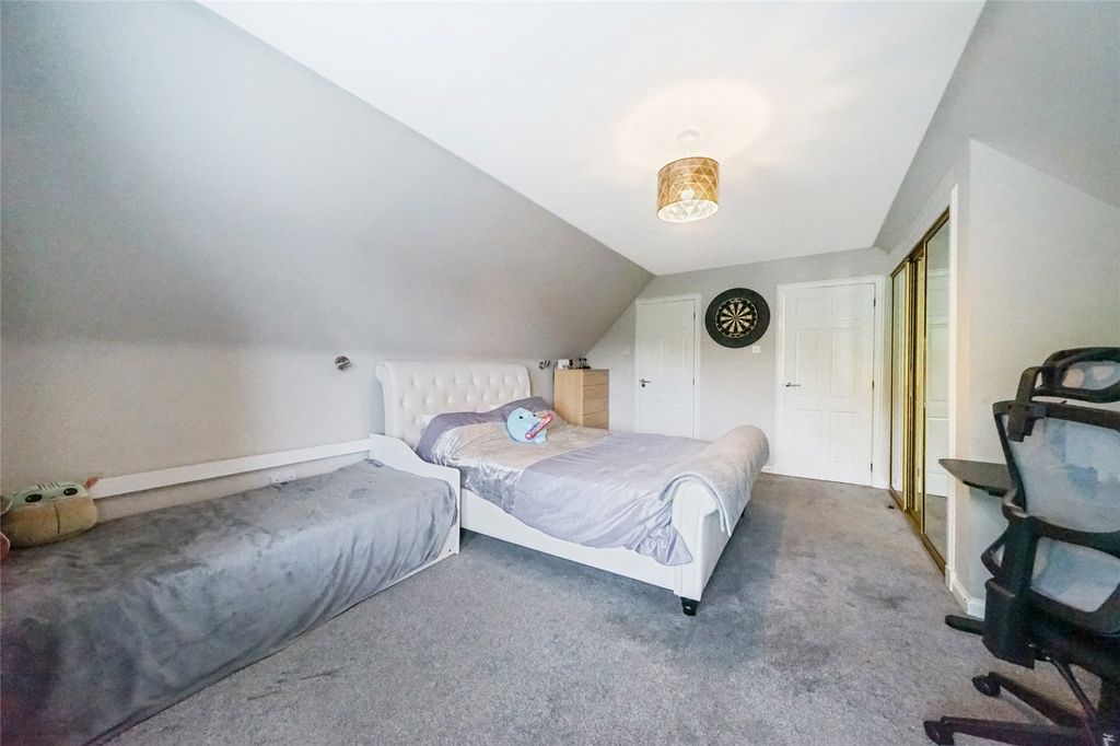 Additional image 15 of 5 bed detached house for saleGlassford Square, Tillicoultry, Clackmannanshire FK13
