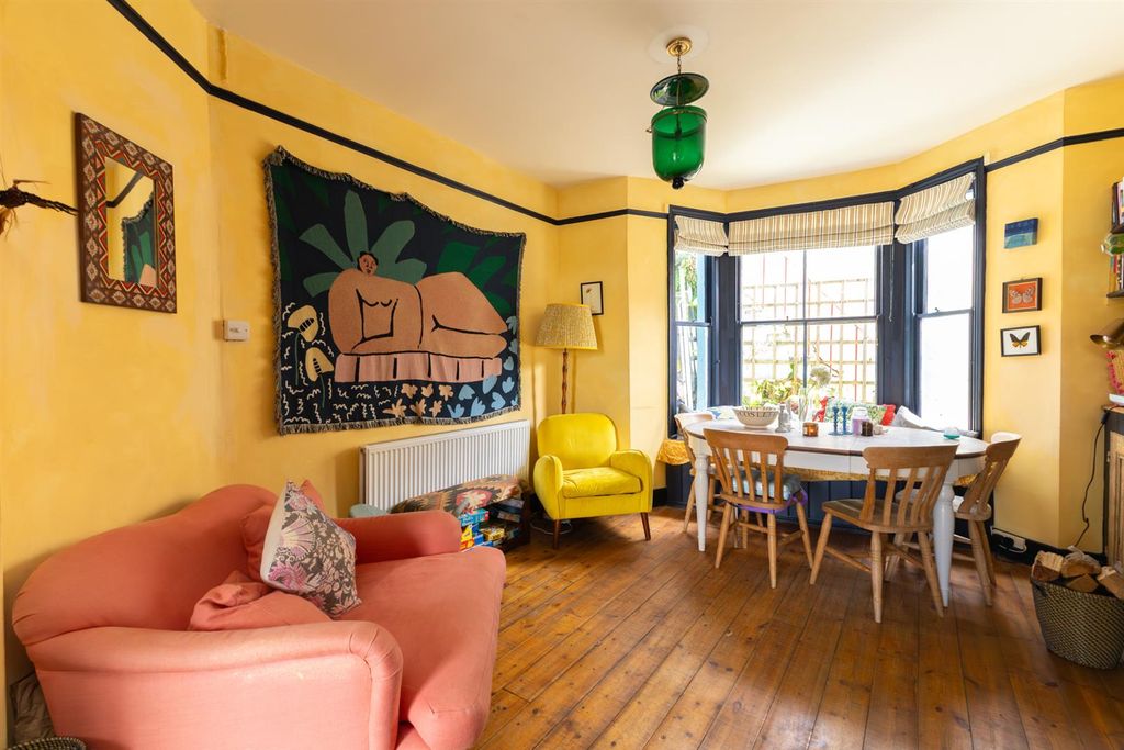 Property photo 2 of 26 Kitchen/Diner