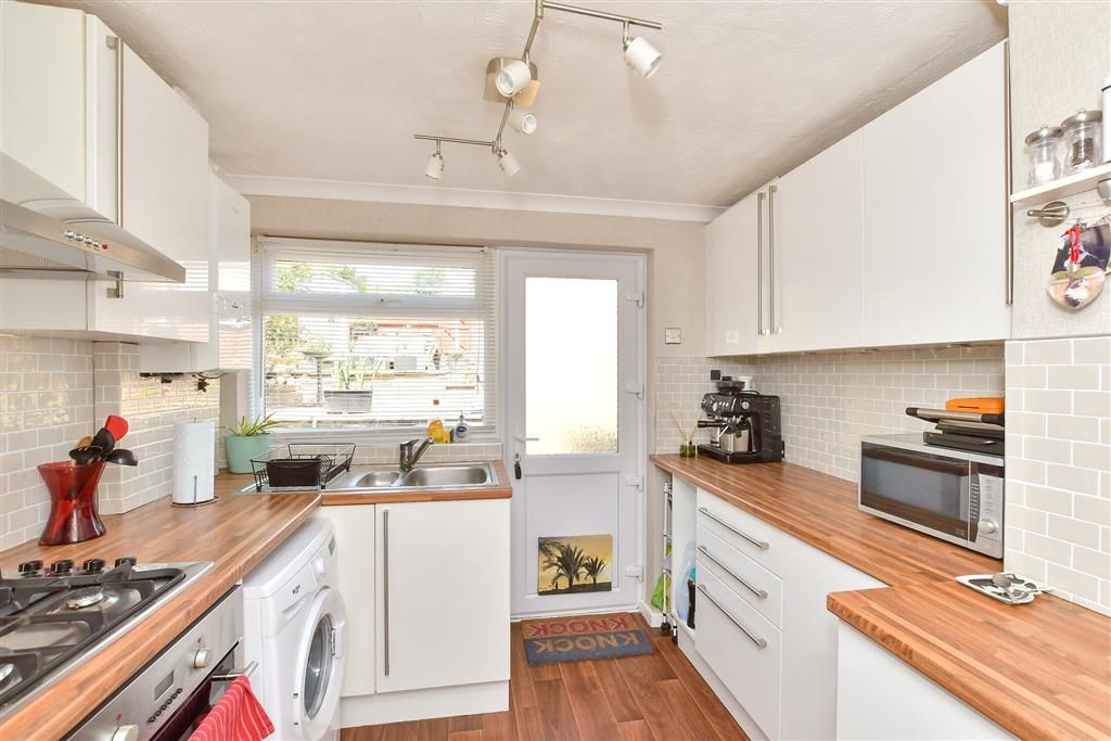 Property photo 1 of 14 Kitchen