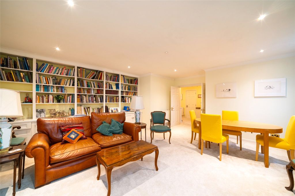 Property photo 3 of 4 Picture No. 11