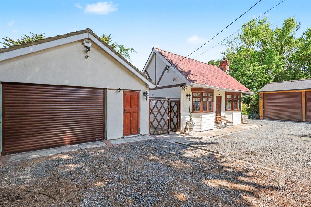 Property photo 3 of 26