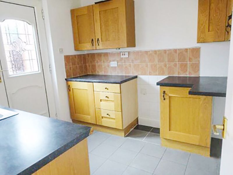 Property photo 2 of 7 Photo 2