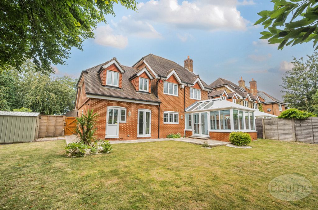 Property photo 3 of 22 Fff6B5Ef-97E4-404...
