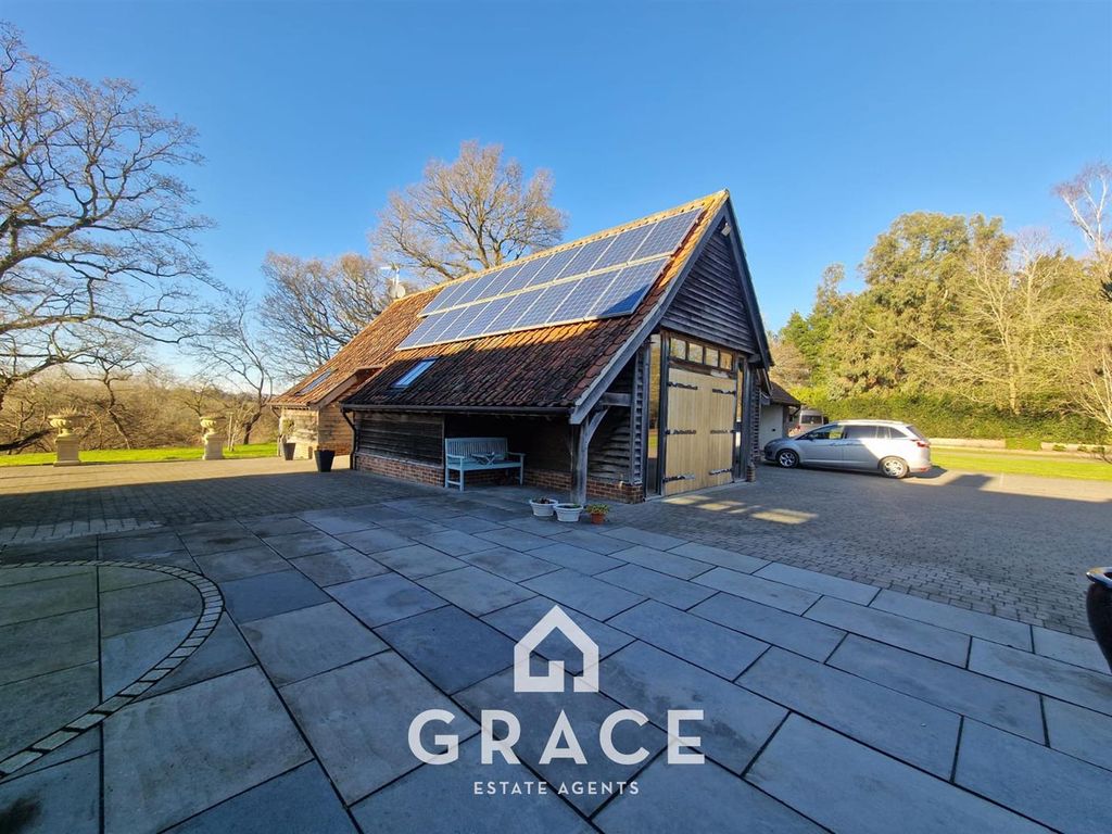 Property photo 1 of 12 Image00012.Jpg