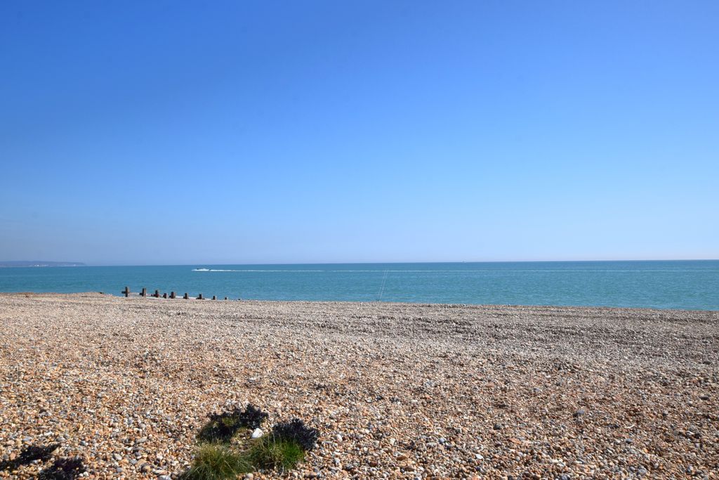 Property photo 2 of 19 Sea Views 