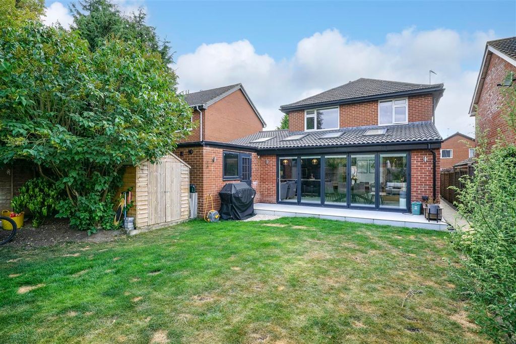 Property photo 1 of 21