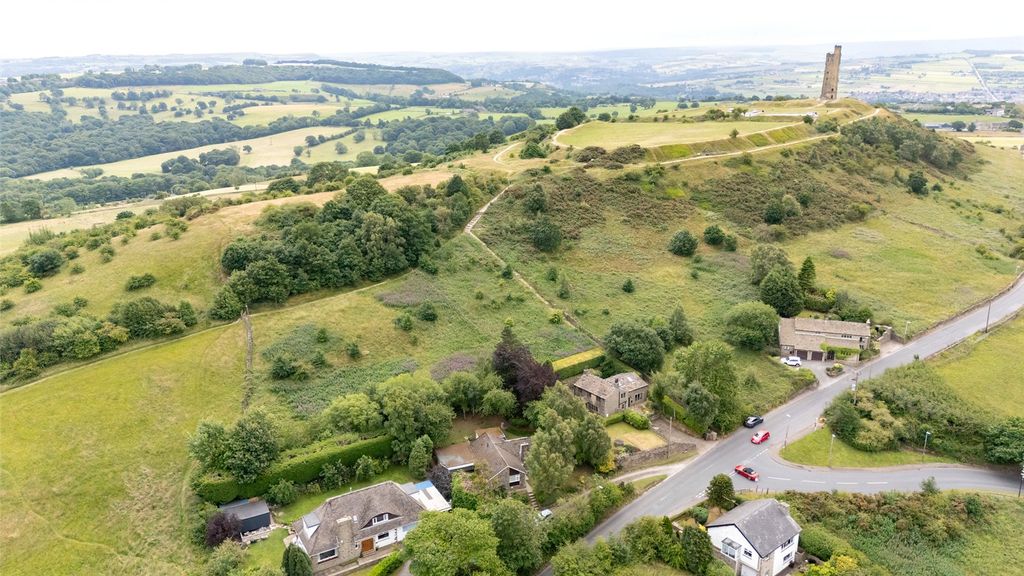 Property photo 1 of 27 Drone