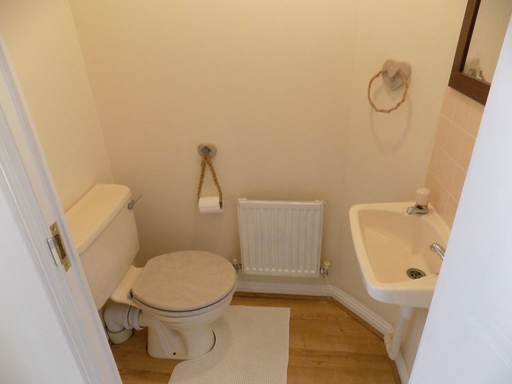 Property photo 3 of 11