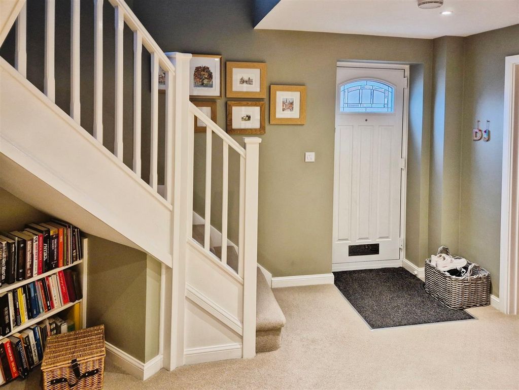 Property photo 2 of 15 625d99Ab-Geneva 20New 201.Jpg