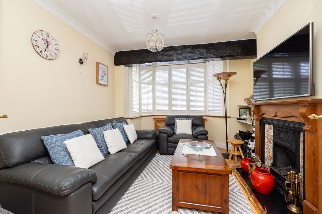 Property photo 2 of 16 Picture No. 04