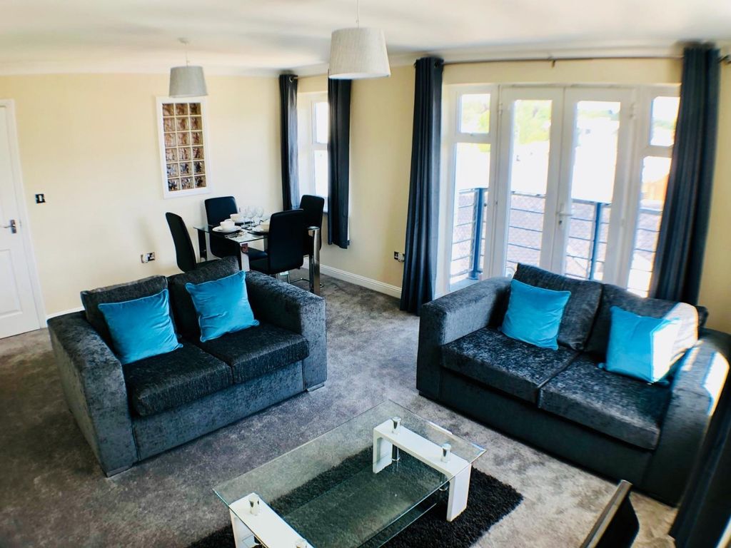 Property photo 2 of 9 4395281