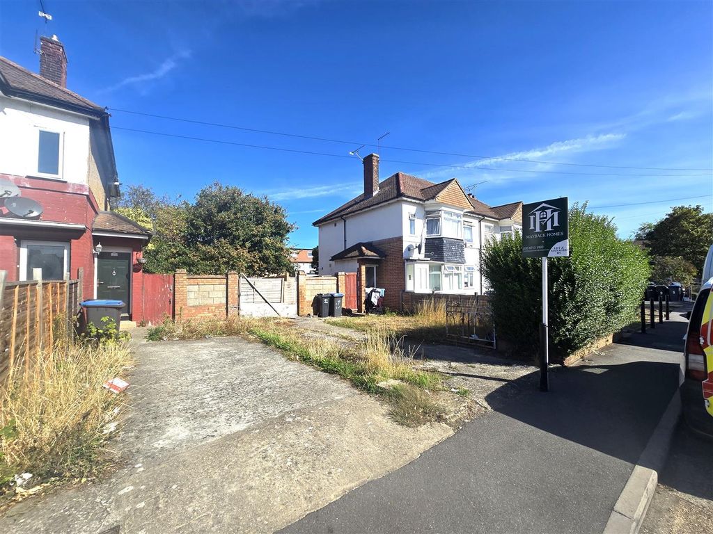 Property photo 1 of 6 2.Jpg