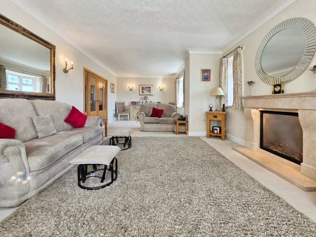 Property photo 3 of 53 Living Room