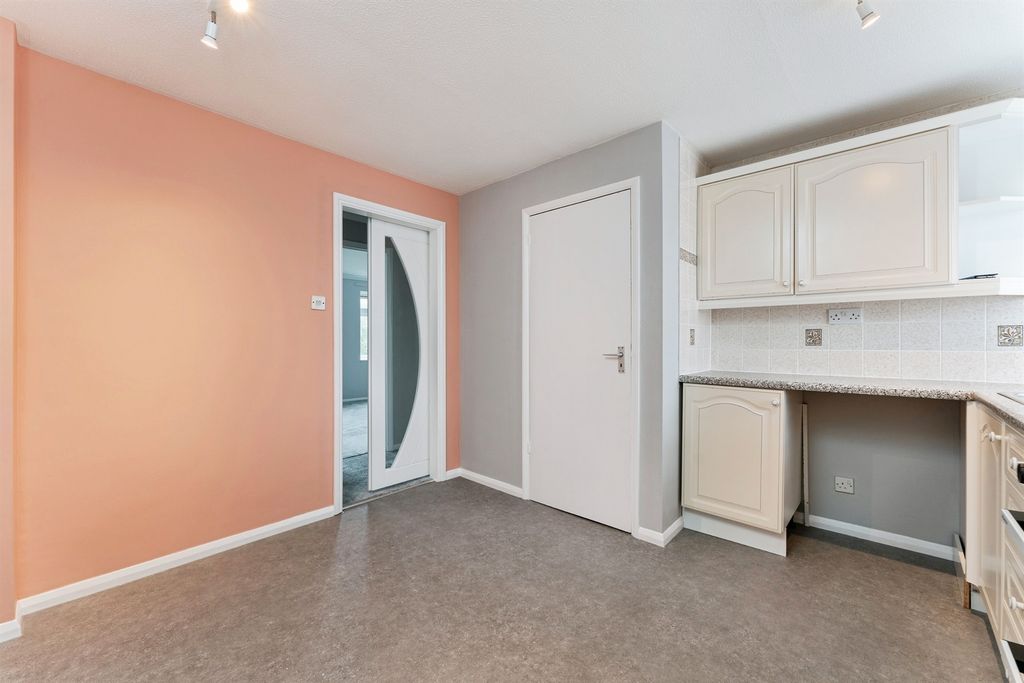 Additional image 9 of 2 bed flat for saleAbbots Way, Ely CB6