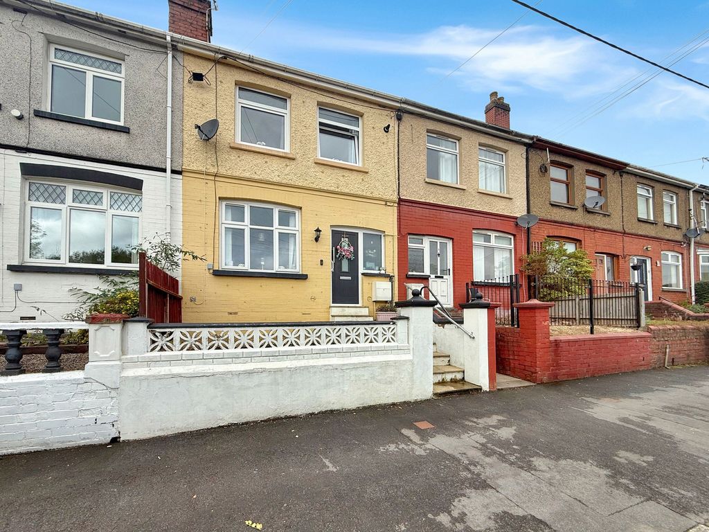 Property photo 1 of 26