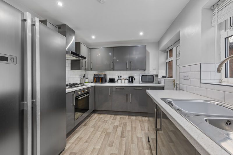 Property photo 3 of 21 Kitchen Diner