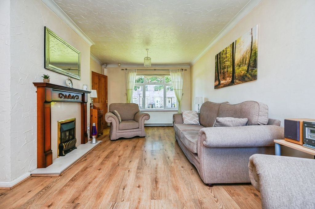 Property photo 3 of 16 Pbox-Img.Jpg