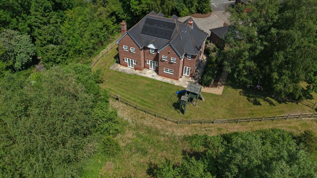 Property photo 3 of 61