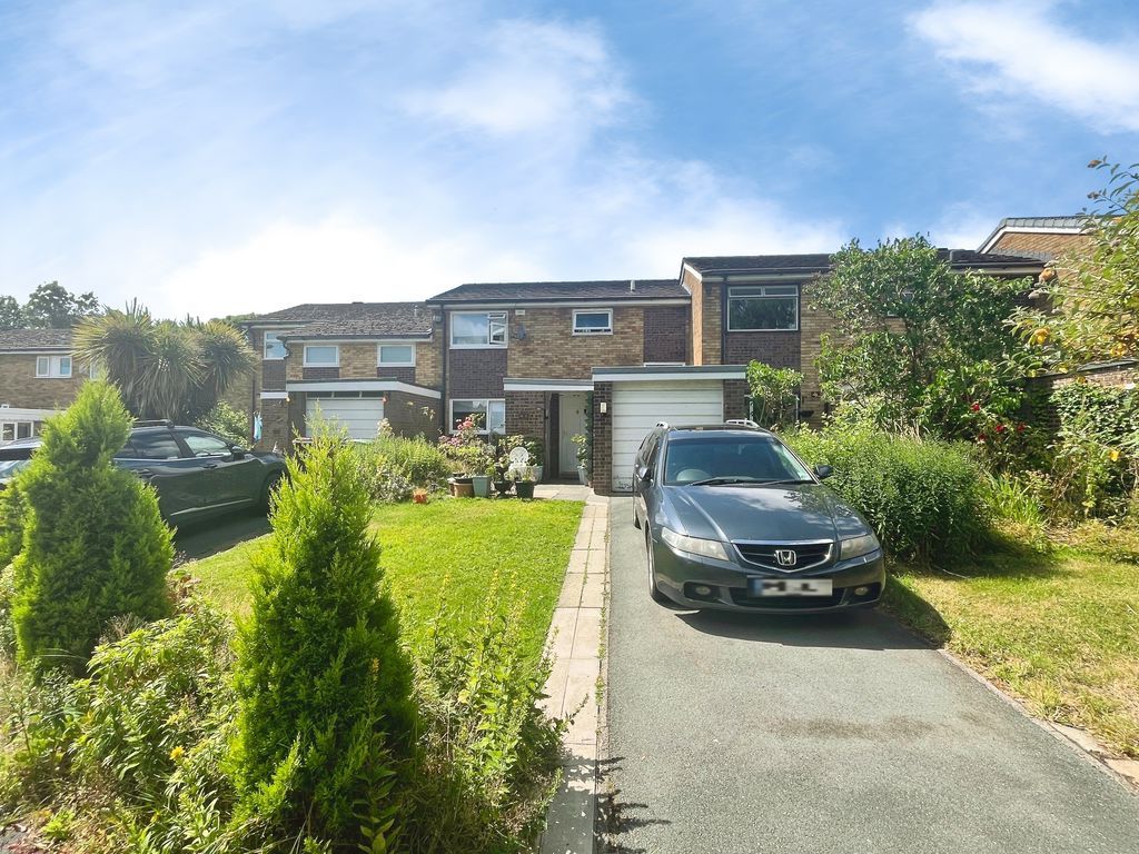 Property photo 1 of 17 External
