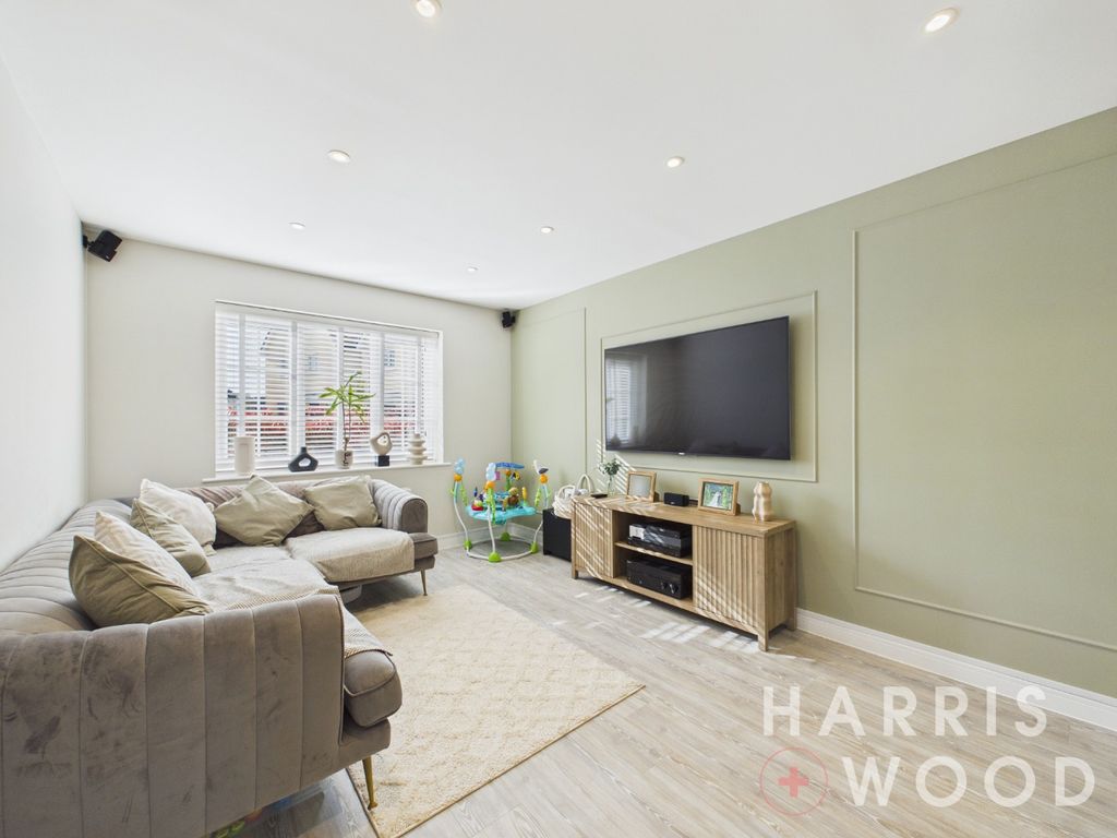 Property photo 2 of 22 5117691