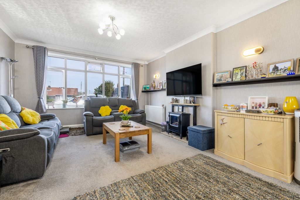 Property photo 2 of 26 12 Rochford Tower Lane (Fishtoft)-17