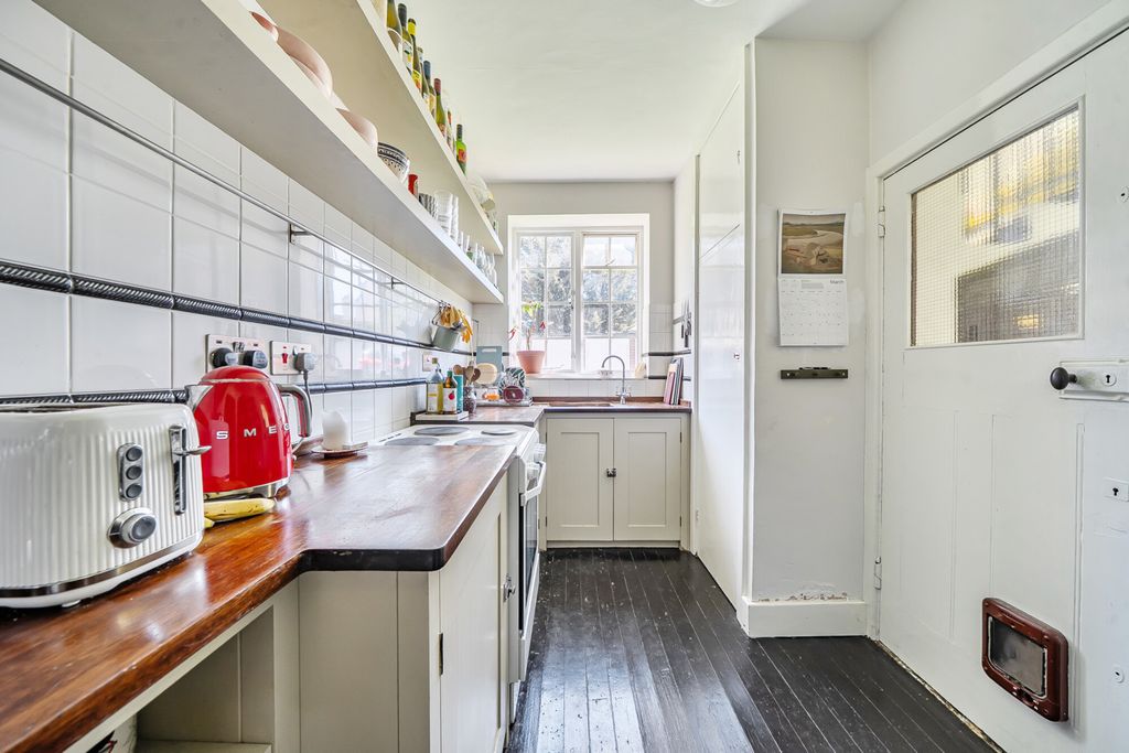 Property photo 2 of 15 1432694-9-69c51F1...