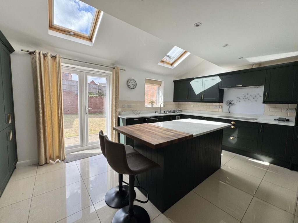 Property photo 2 of 21 7.Jpg