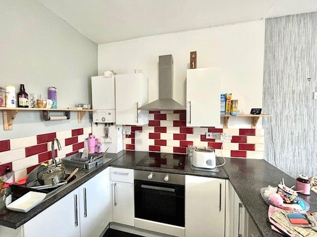 Property photo 1 of 4