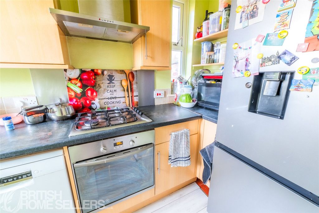 Property photo 3 of 14 Picture No. 06