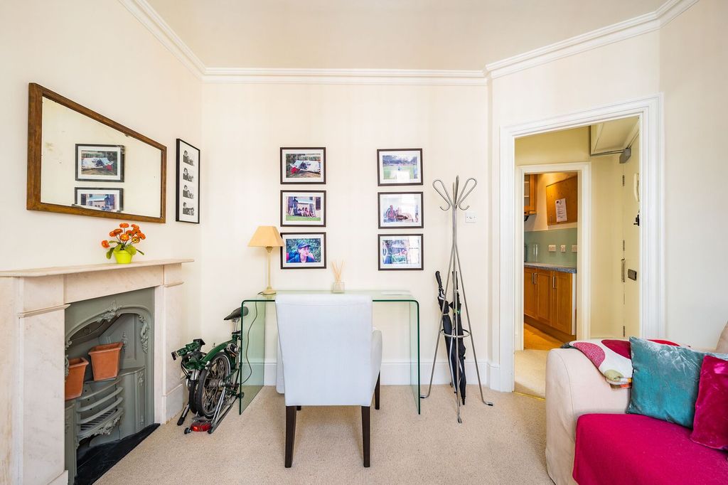 Property photo 2 of 7