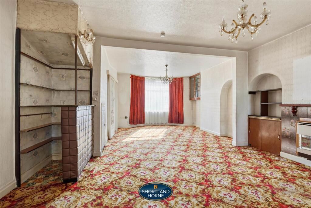 Property photo 2 of 30