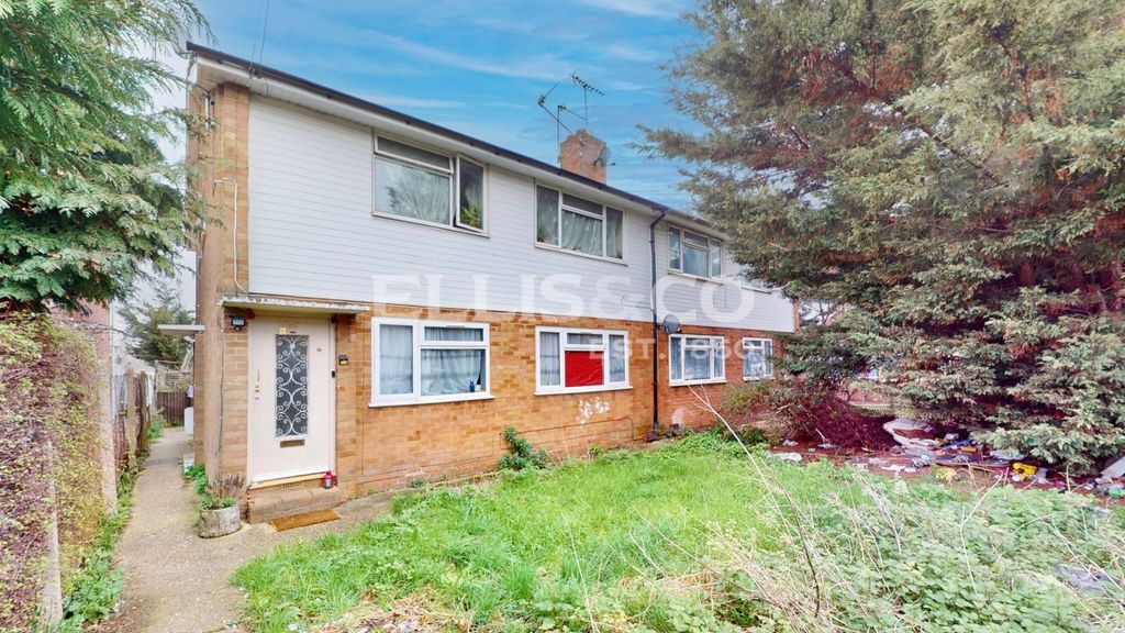 Property photo 2 of 17 Picture No. 12