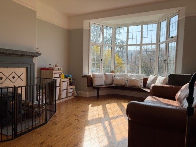 Property photo 2 of 5