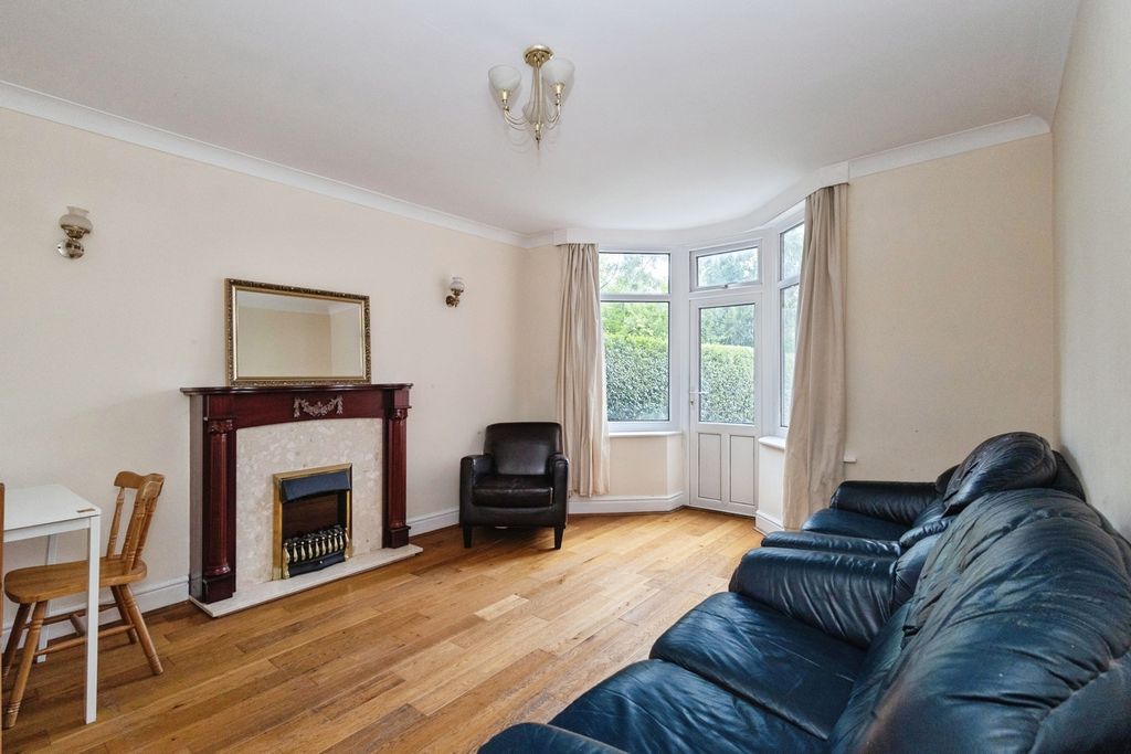 Property photo 2 of 27 Pbox-Img.Jpg