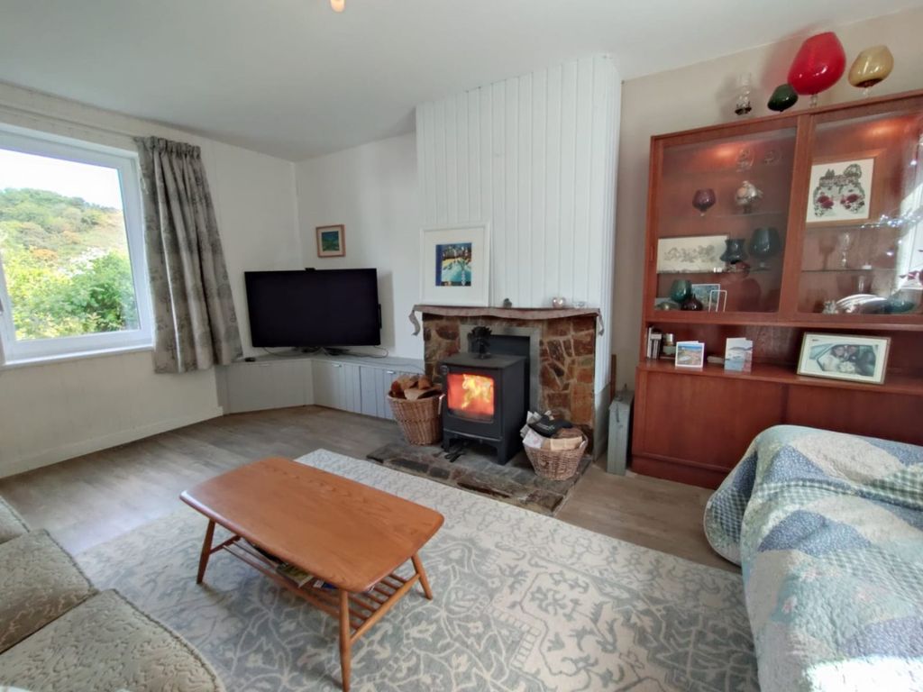 Property photo 2 of 30