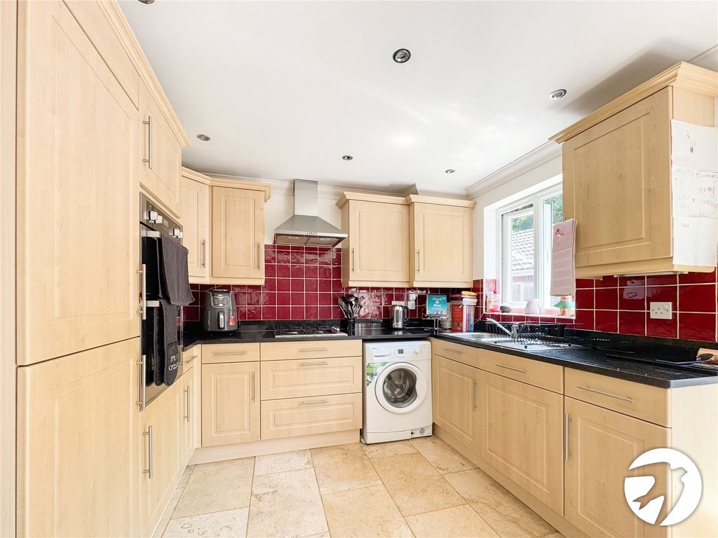 Property photo 3 of 13 Picture No. 14