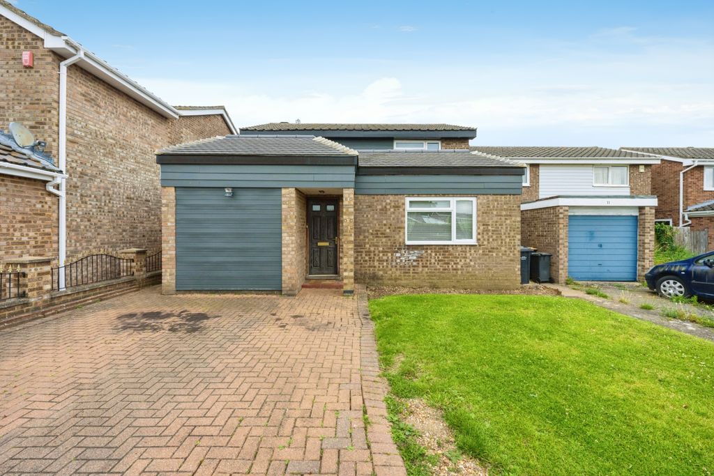 Property photo 1 of 16 Photography