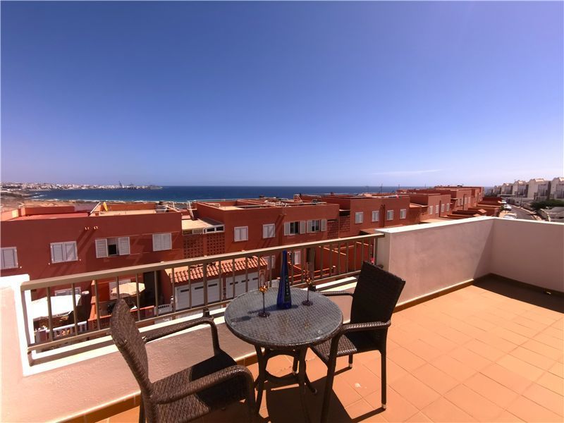 Property photo 2 of 30 Roof Terrace With Sea Views