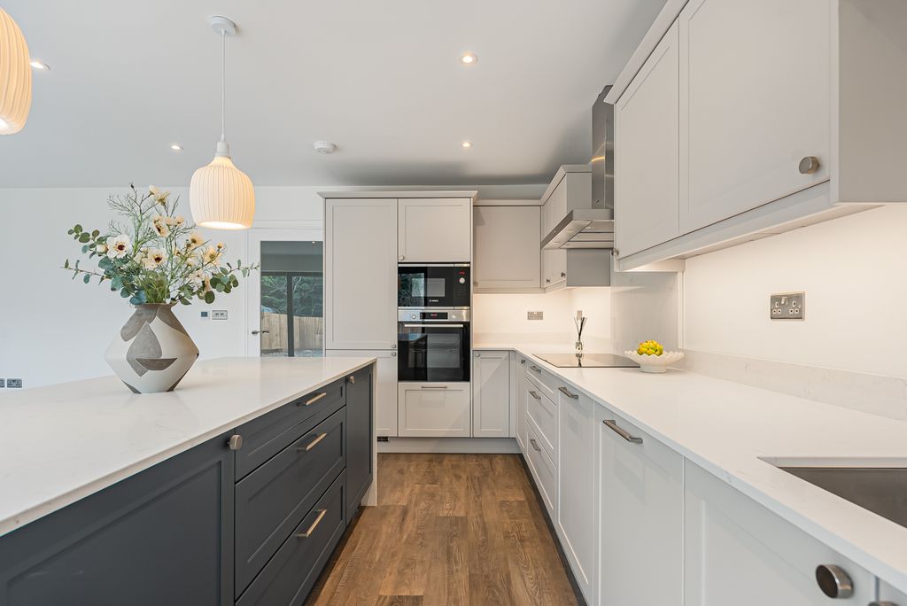 Property photo 2 of 11 277027