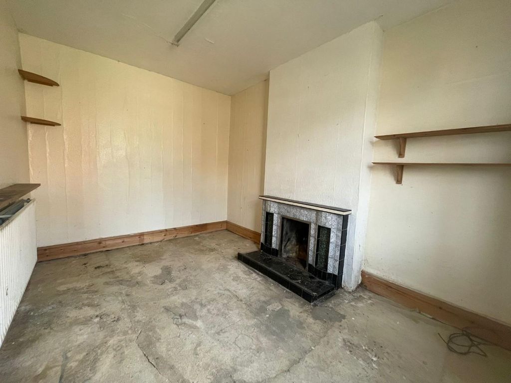 Property photo 3 of 8 Xovi1216.Jpg