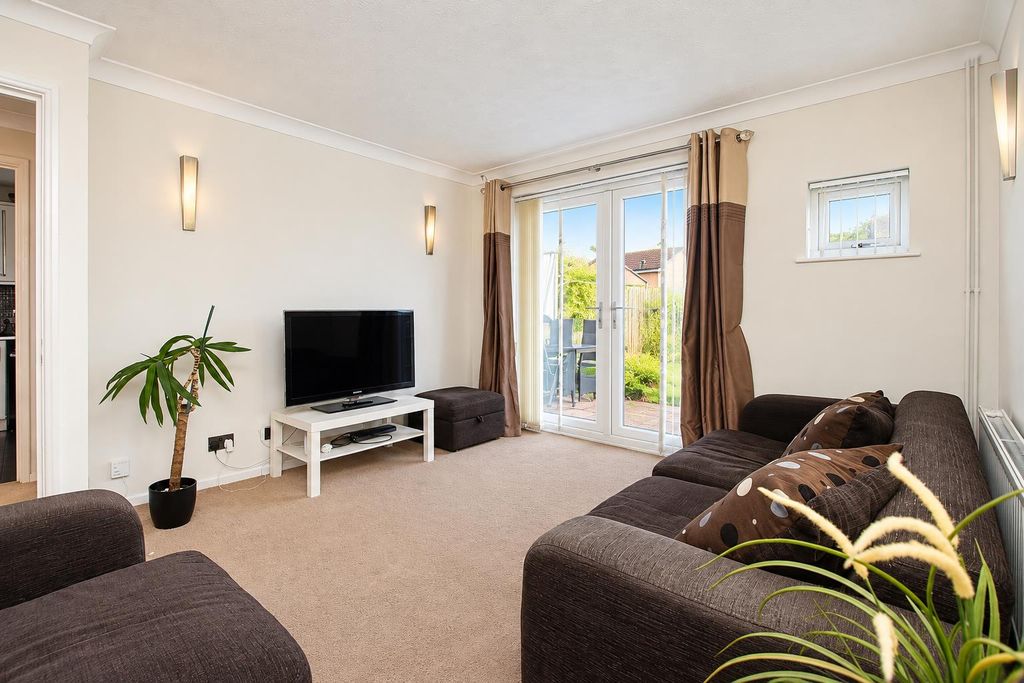 Property photo 2 of 13 6.Png