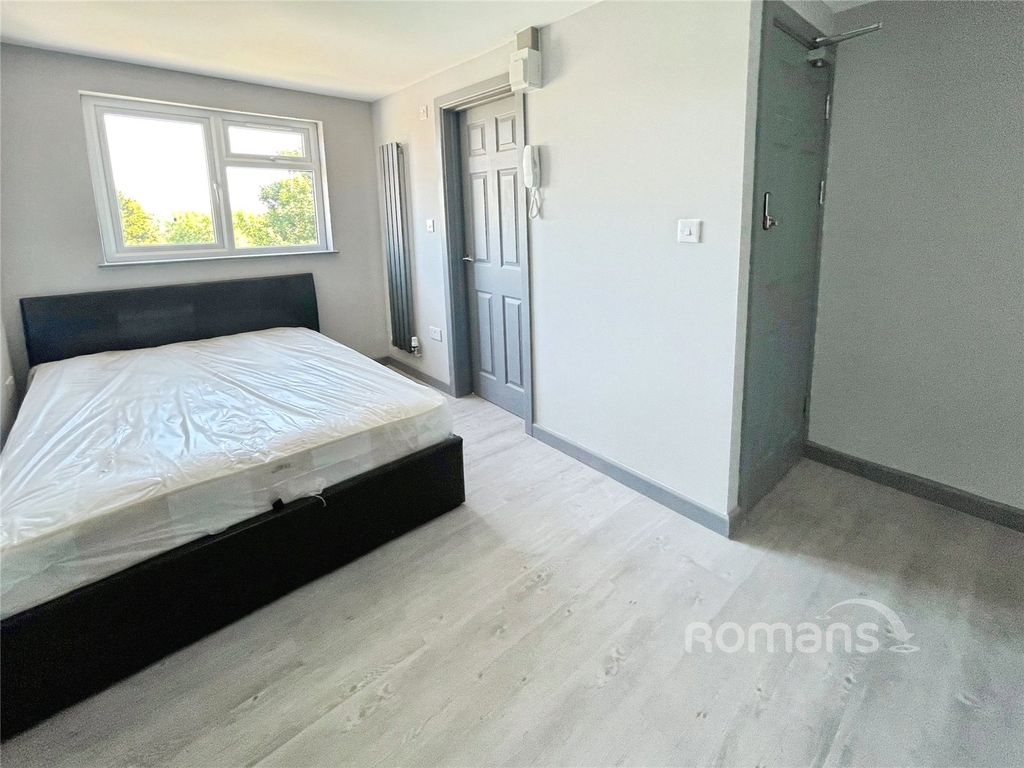 Property photo 1 of 6 Picture No. 02