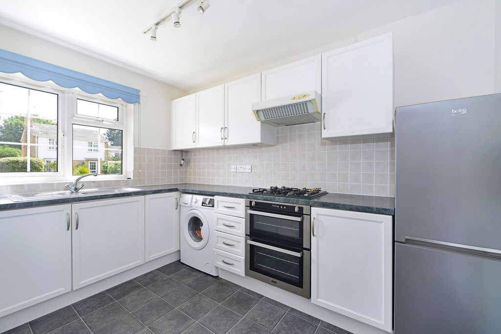 Property photo 3 of 11 Photo 6