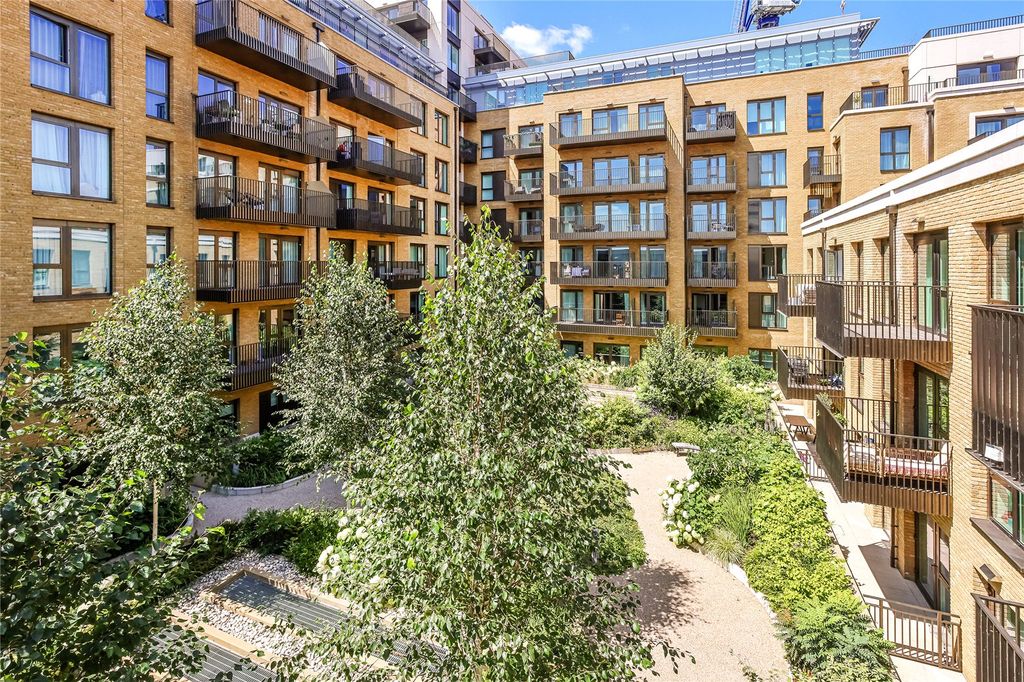 Property photo 1 of 10 Communal Garden