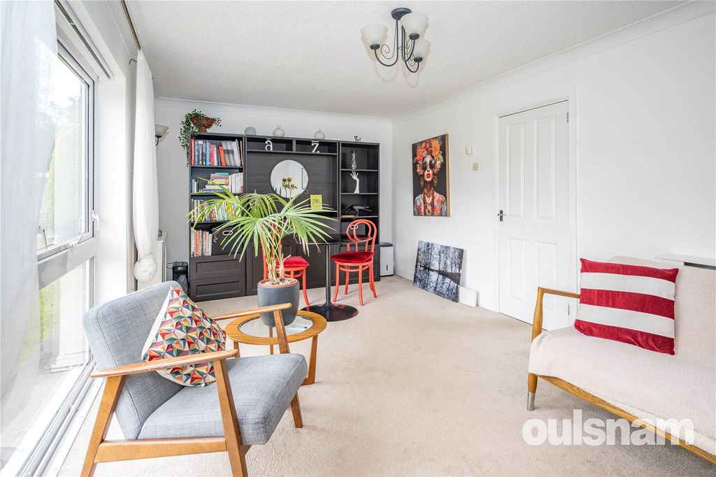 Property photo 3 of 20 Picture No. 04