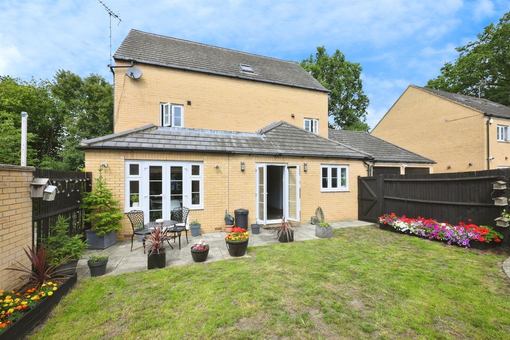 Property photo 1 of 19