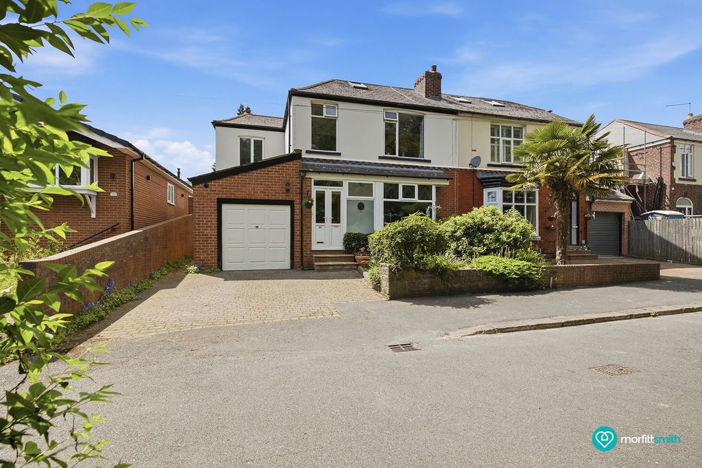 Property photo 1 of 25