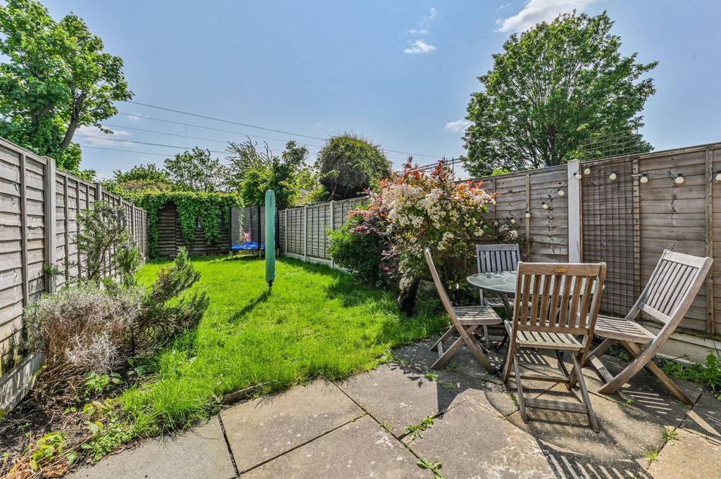 Property photo 3 of 15