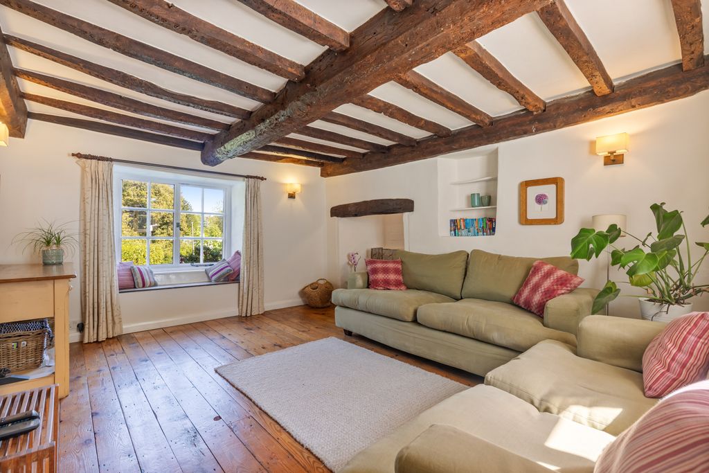 Property photo 2 of 9 A35 - 2 Church Stile Lane, Ex5 1Hp, Woodbury - 250